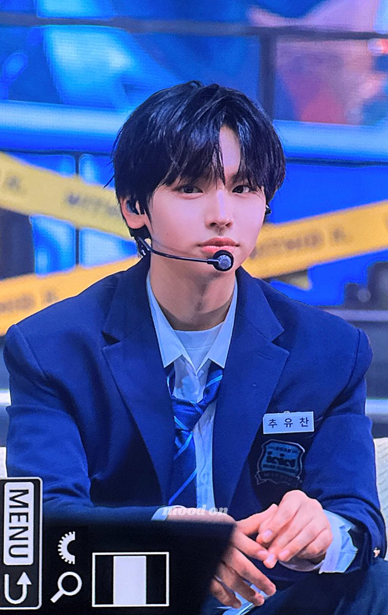 ᴍᴏᴏᴅ ᴏɴ tweet media