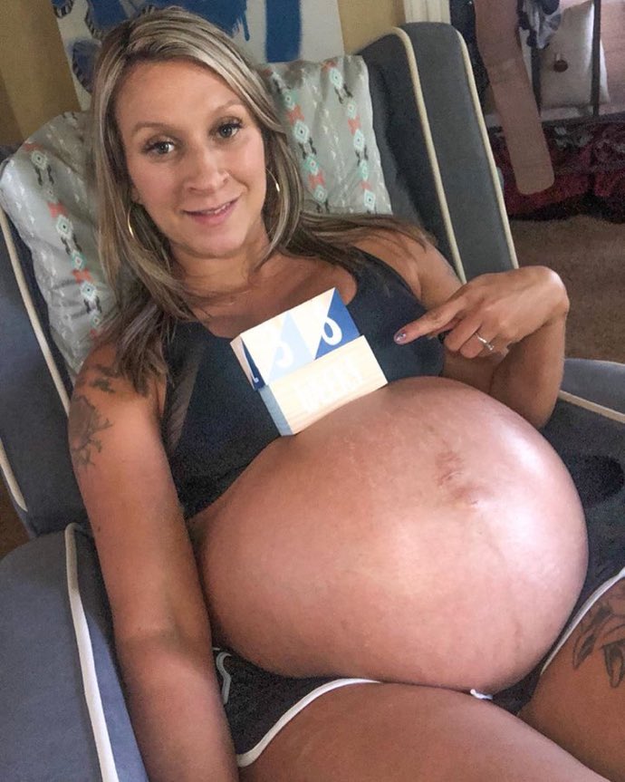 preggofilia2's tweet photo. https://t.co/HGDIweMjHY