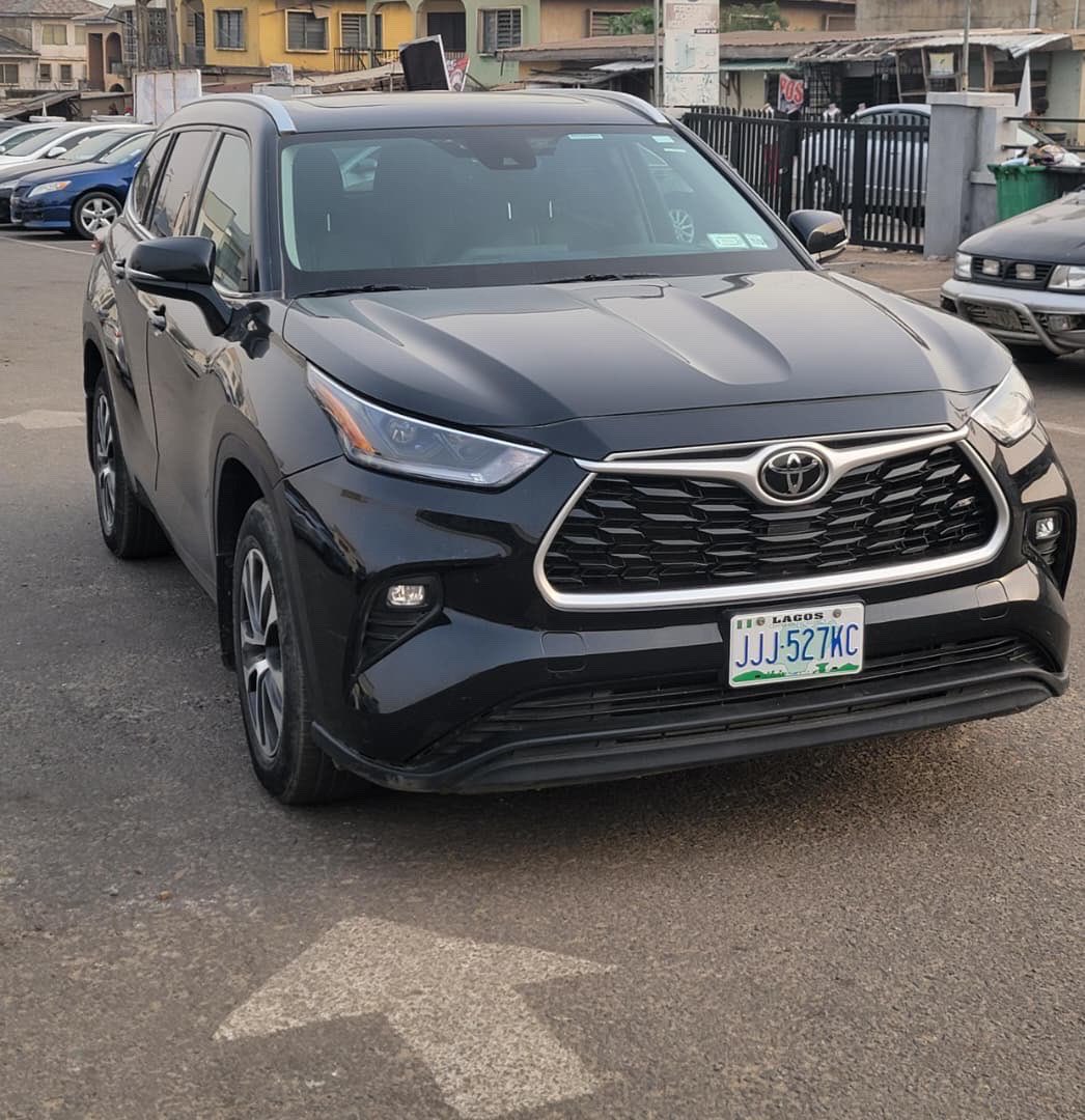 Shola 👑 tweet media