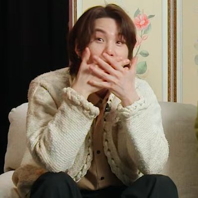 슙국. 🥢 tweet media