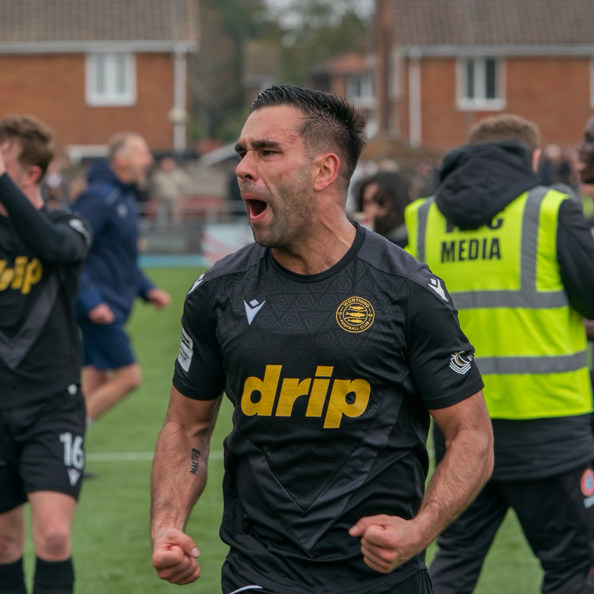 Worthing FC tweet media