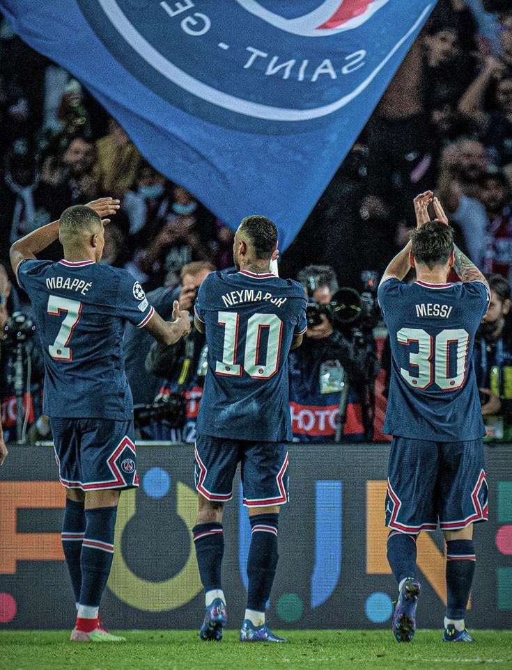 (fan) 𝐌𝐢𝐤𝐞. tweet media