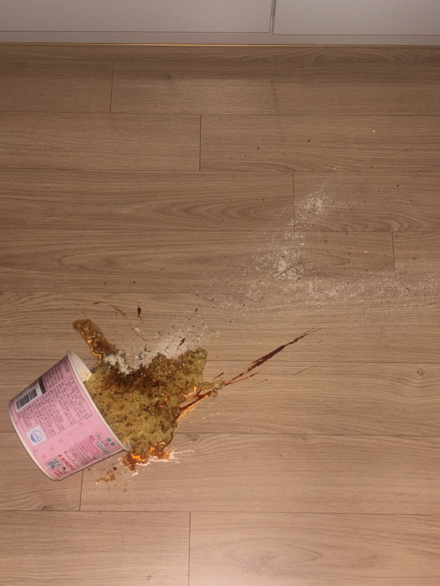 개똥이 tweet media