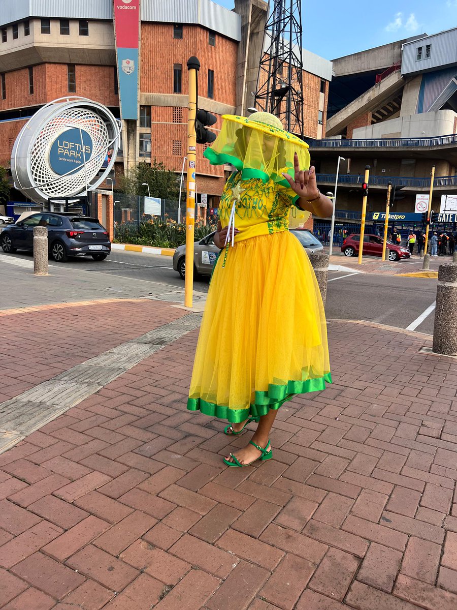 Z I Z I 🤍 tweet media