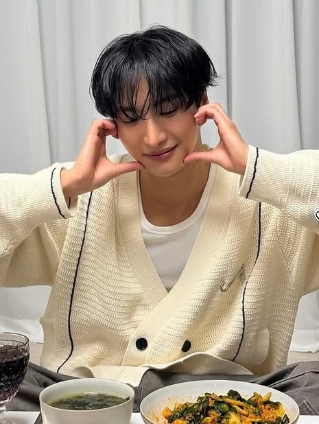 𝐞𝐩 tweet media