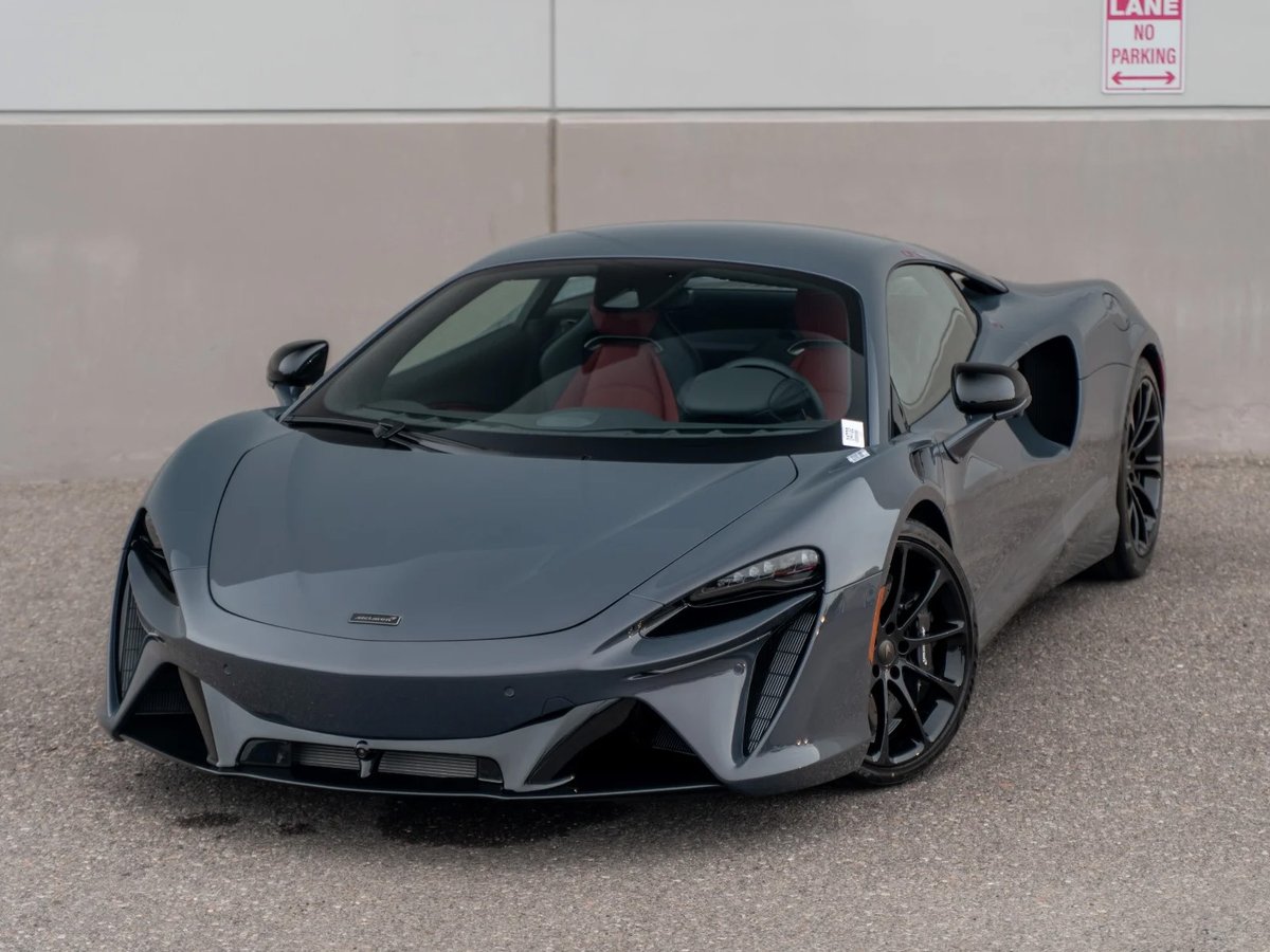 dupontregistry tweet media