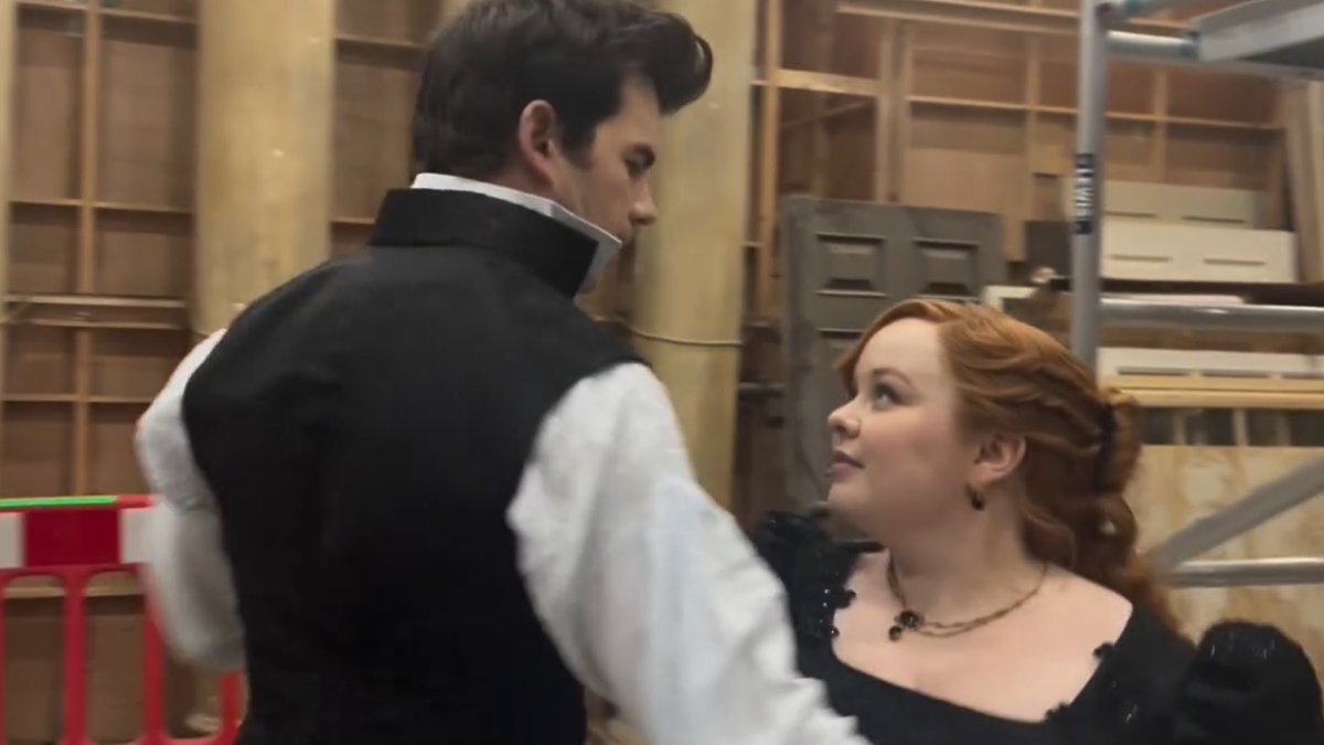 amanda ✩ tweet media