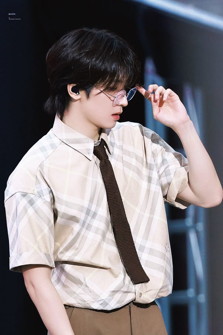 hourly wonwoo tweet media