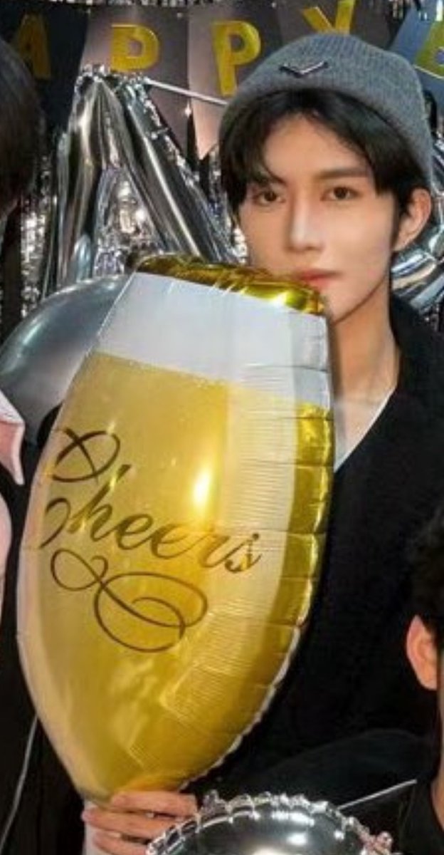 ★เบ้บบี้ ໒꒰ྀི ˶• ༝ •˶ ྀི১ ⭐️🧁💜 tweet media