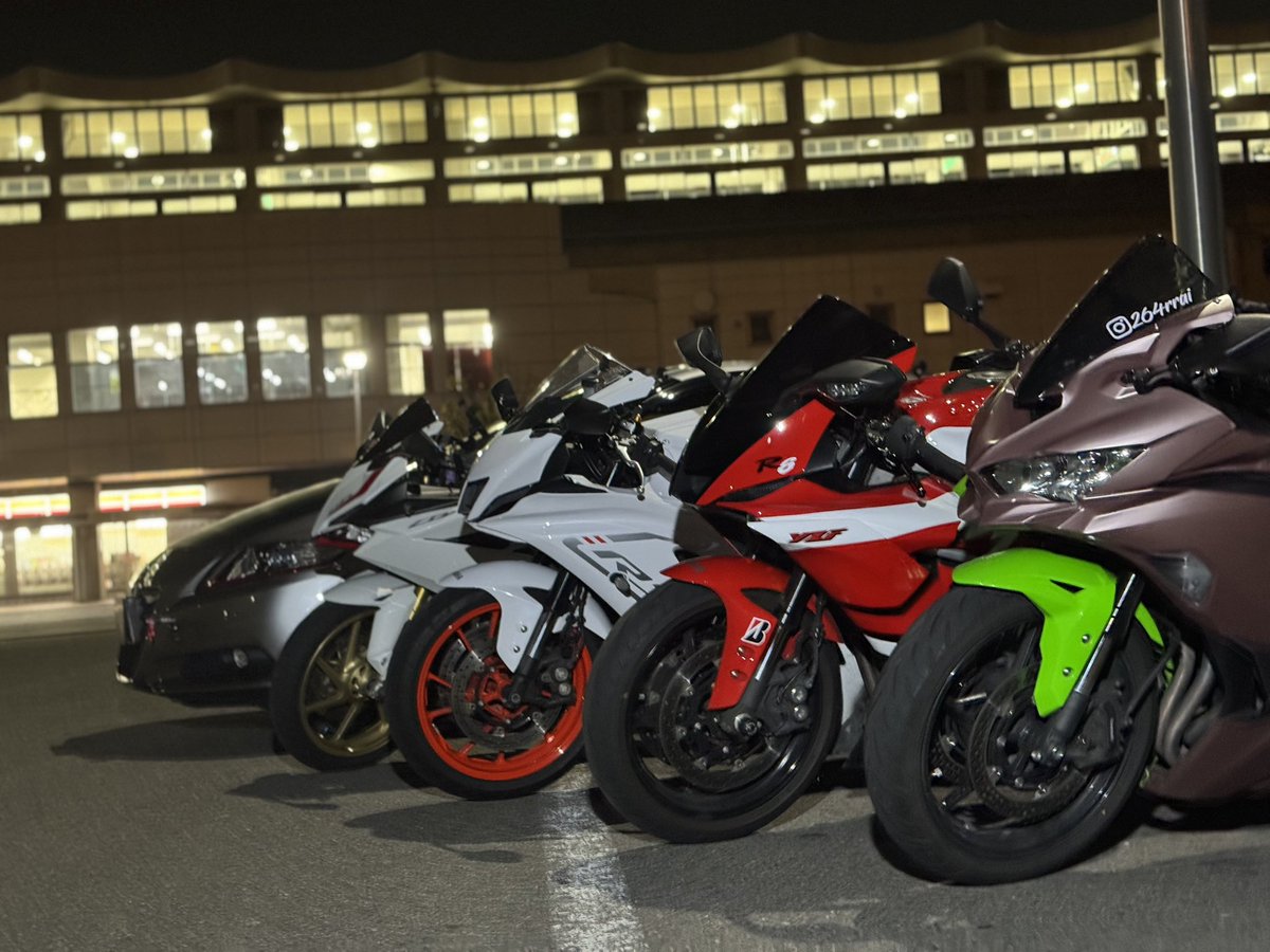 HamuHamu tweet media