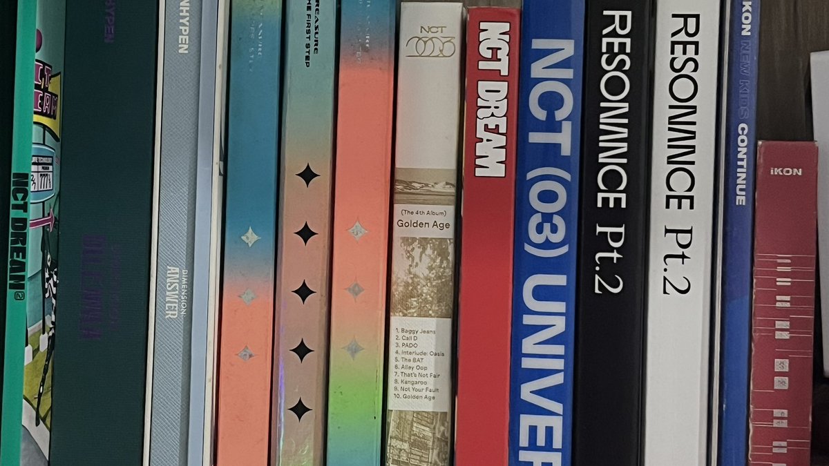 ten_kons's tweet photo. let me grieve on these albums, this is sick 😩 am i cursed https://t.co/SGGOFdwJ9S