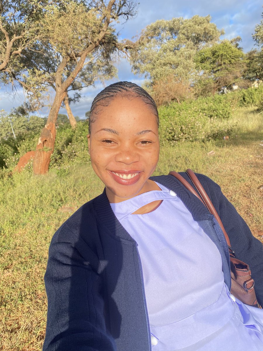 Milly🌼 tweet media