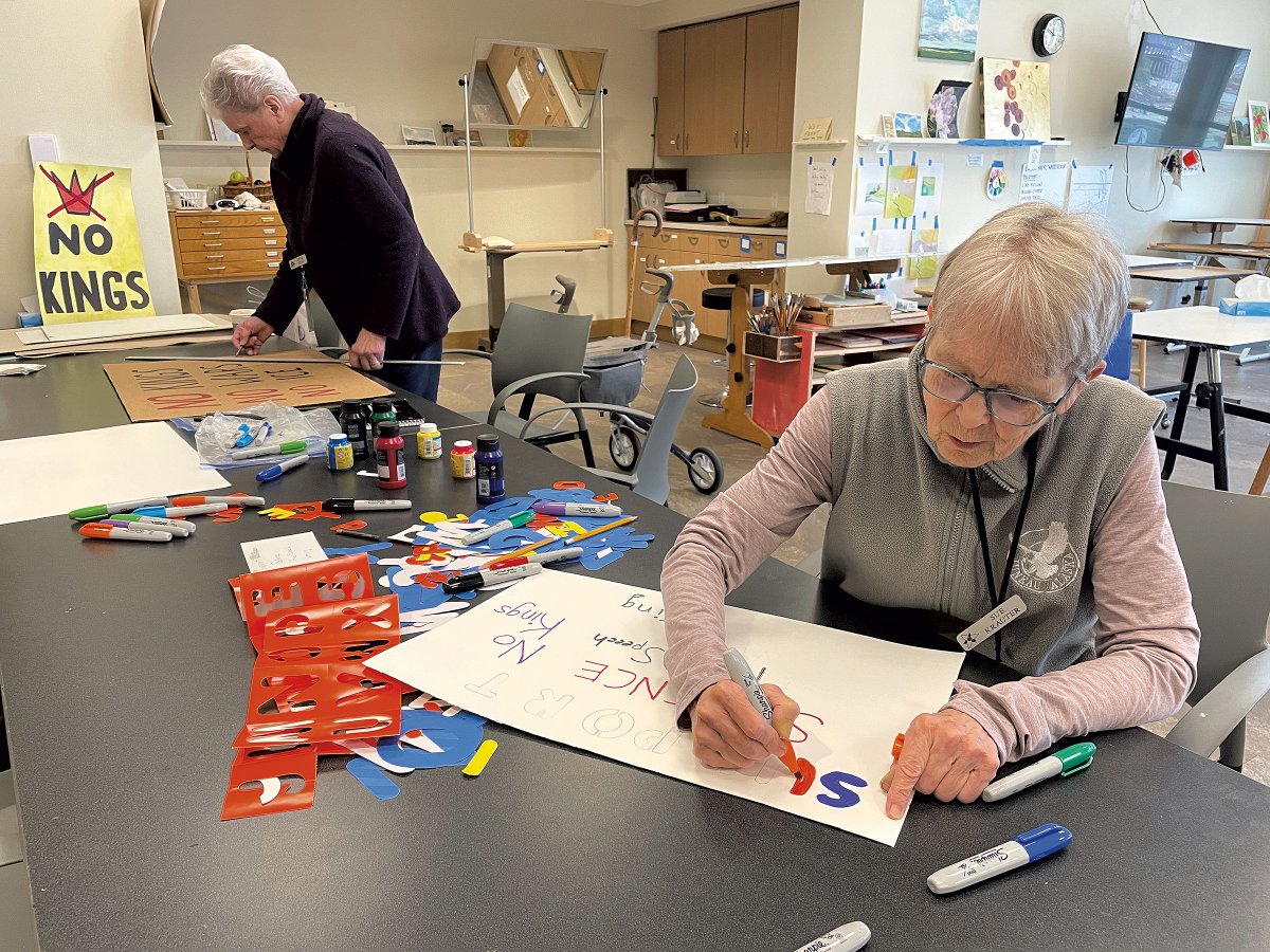 Seven Days tweet media