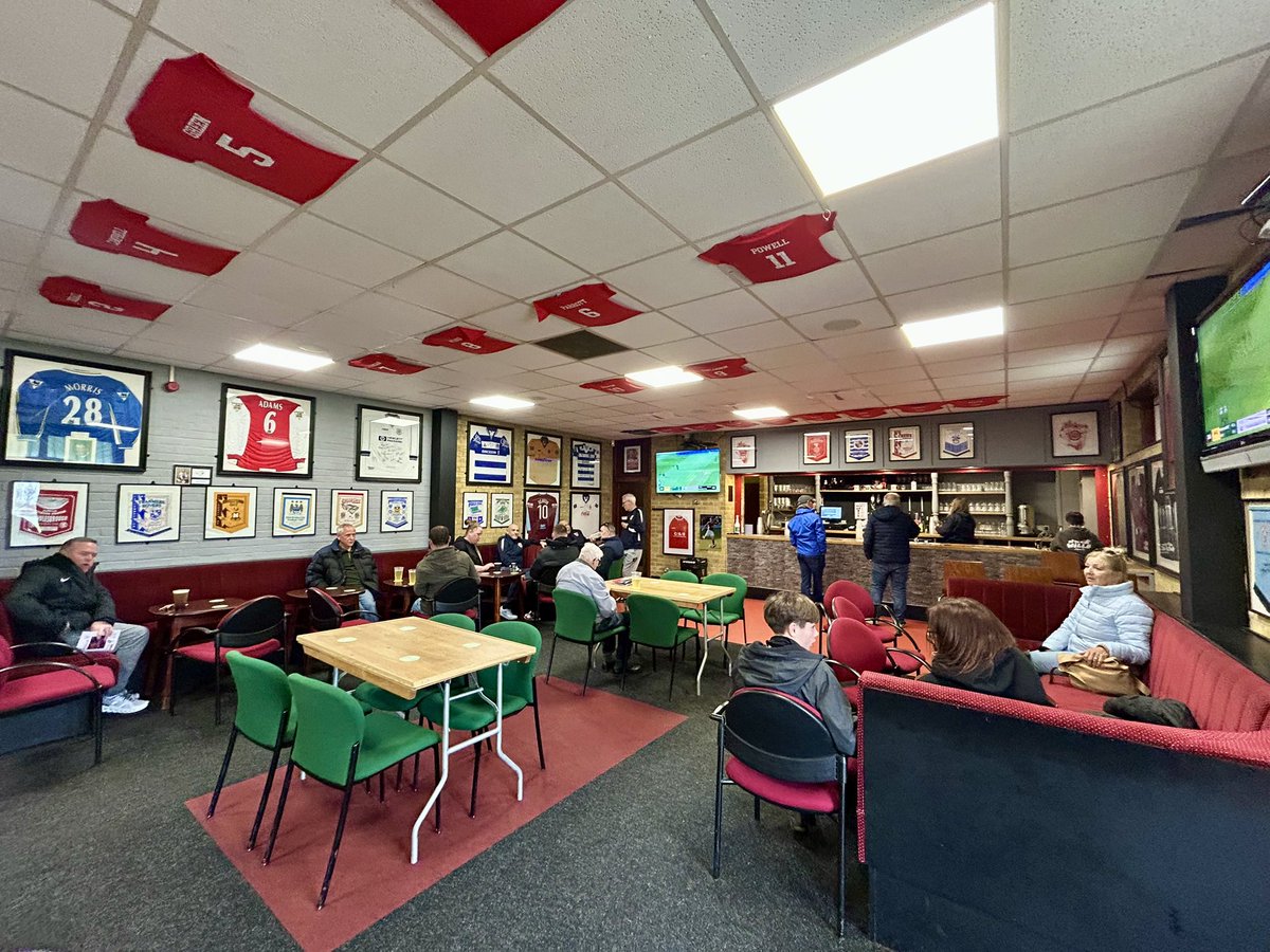 THE HENDON HOPPER©️🏴💚💚🤍🤍 tweet media