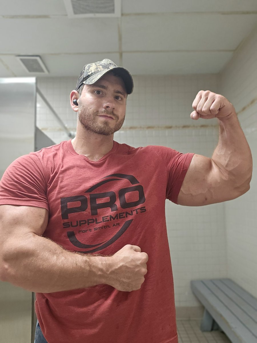 DerrickHenryFit tweet media