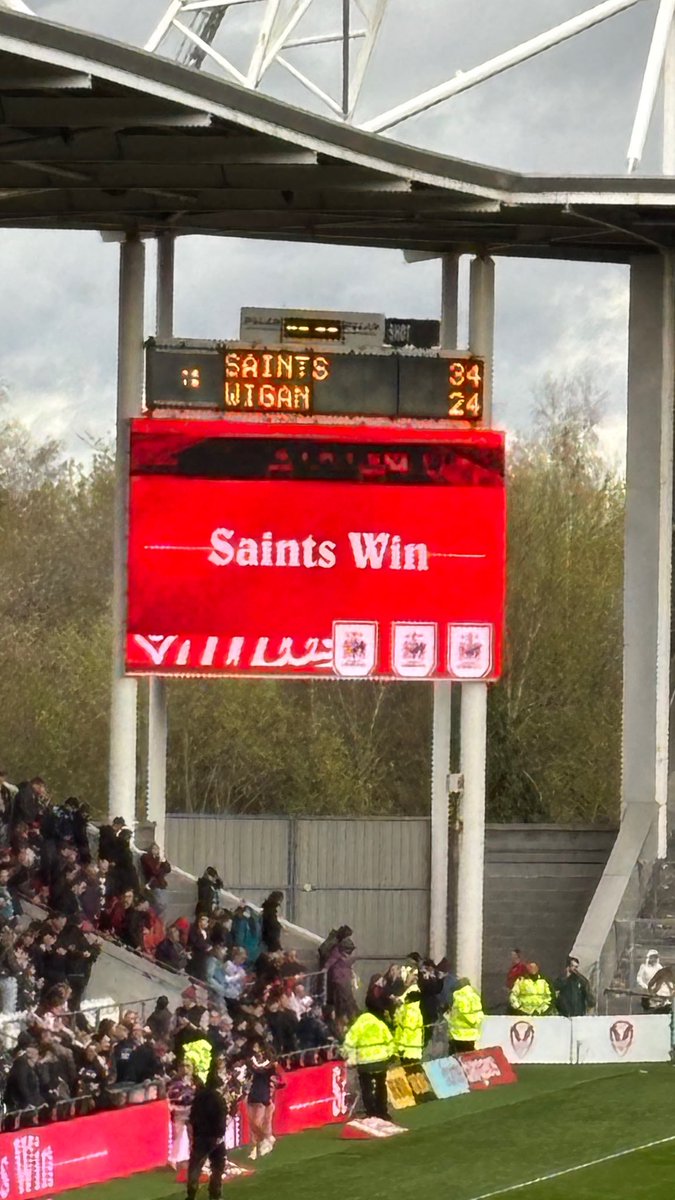 Tall.... Saint..... Gooner tweet media