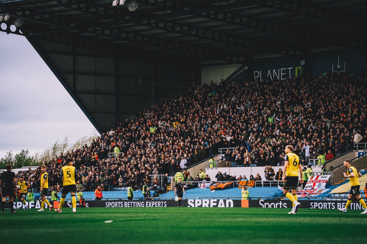 Hull City tweet media