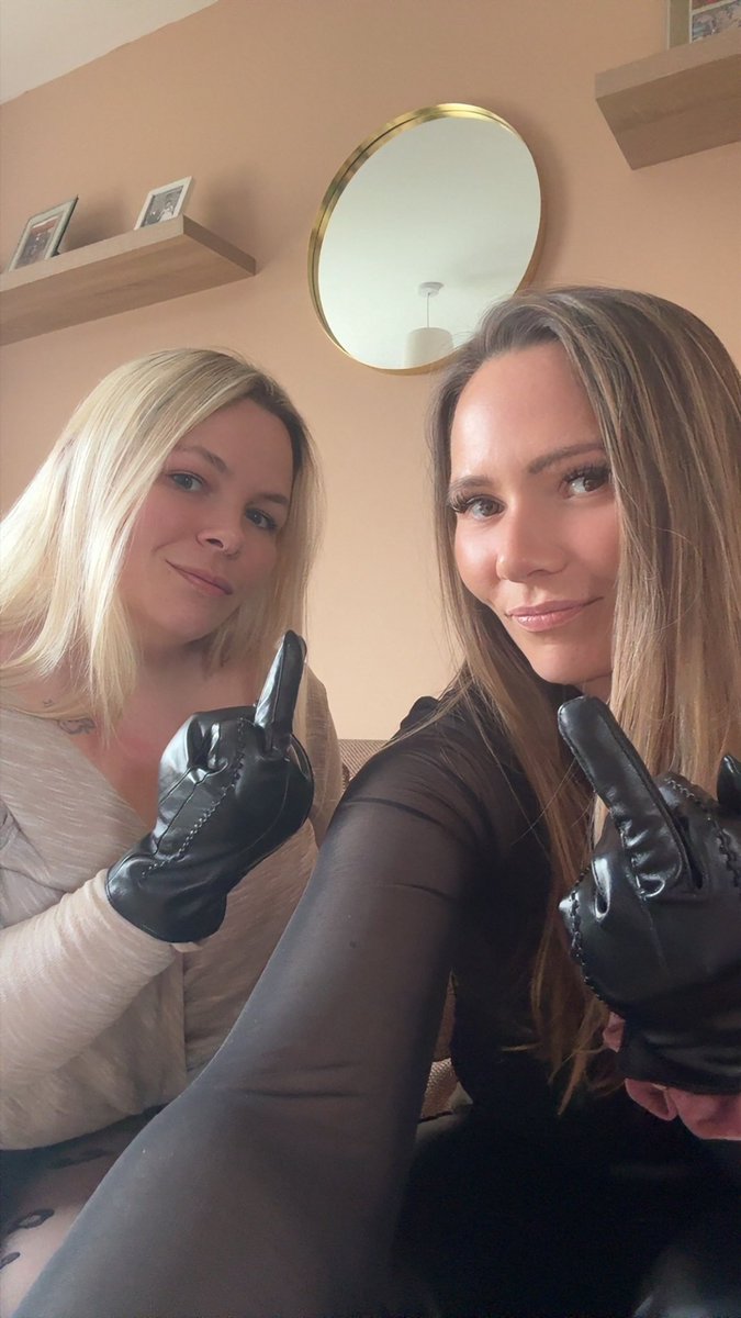 Giantess Ruth Bell Crush 🇬🇧 tweet media