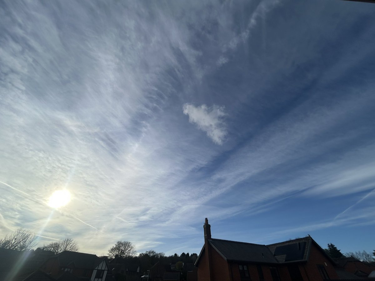 @ChatsWithEm tweet media