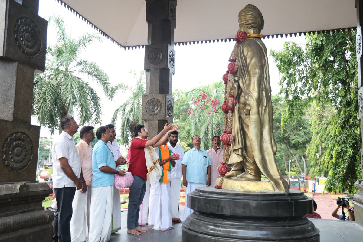 Tejasvi Surya tweet media