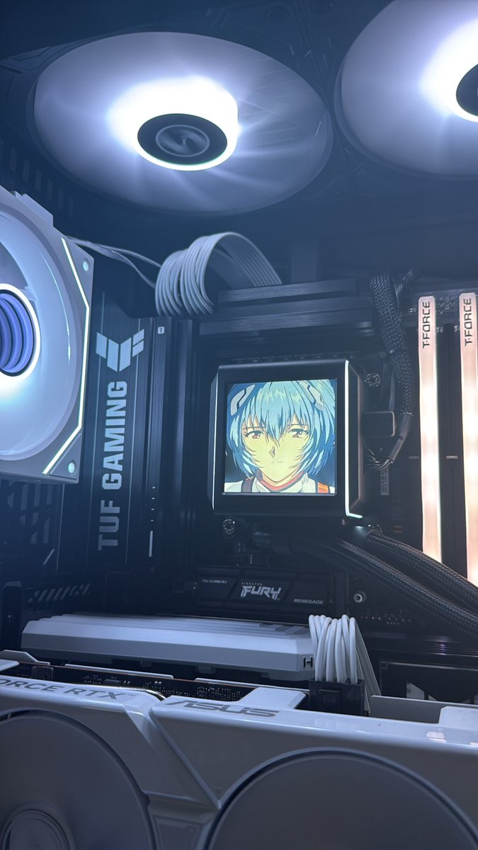 ray ( والله بنت ) tweet media