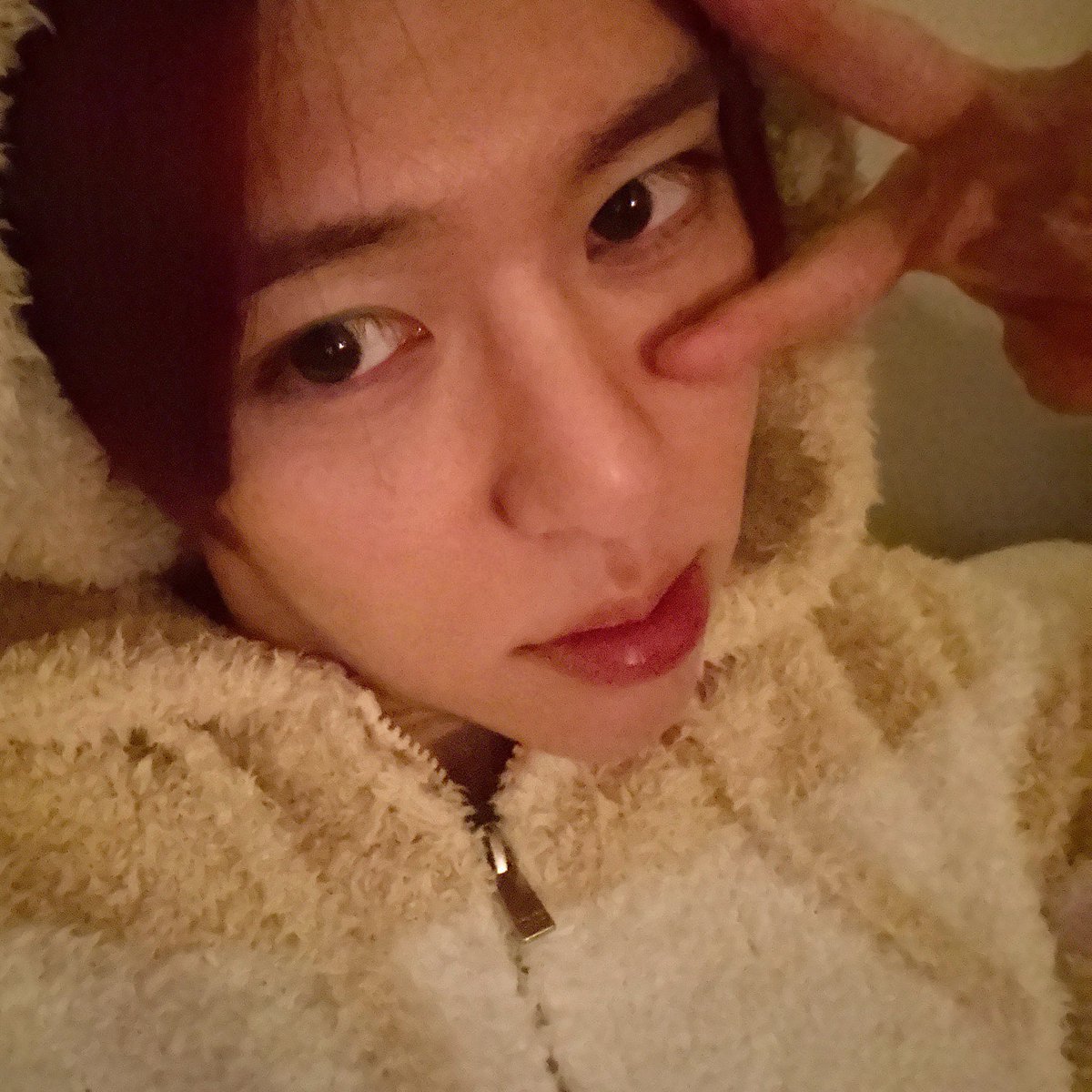 sion pics tweet media