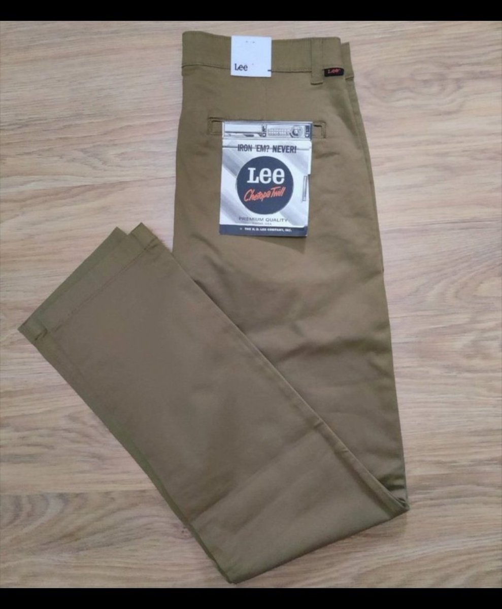 Samy_95_'s tweet photo. 🌊🌿🌊🌿

#Wallapop #ofertas #rebajas #calor #cumpleaños #fiesta #boda #semanasanta #elegante #cita #familia #regalo #hombre #madrid #noche #lee #gala #evento #feria
Vendo pantalones chinos
🌊Marca: Lee
🌊Nuevo con etiquetas🏷️
🌊T.40

🌊35.00€🌊

🌊🌿🌊🌿 https://t.co/mDcIJx2FrU https://t.co/OzgPeM1RLd