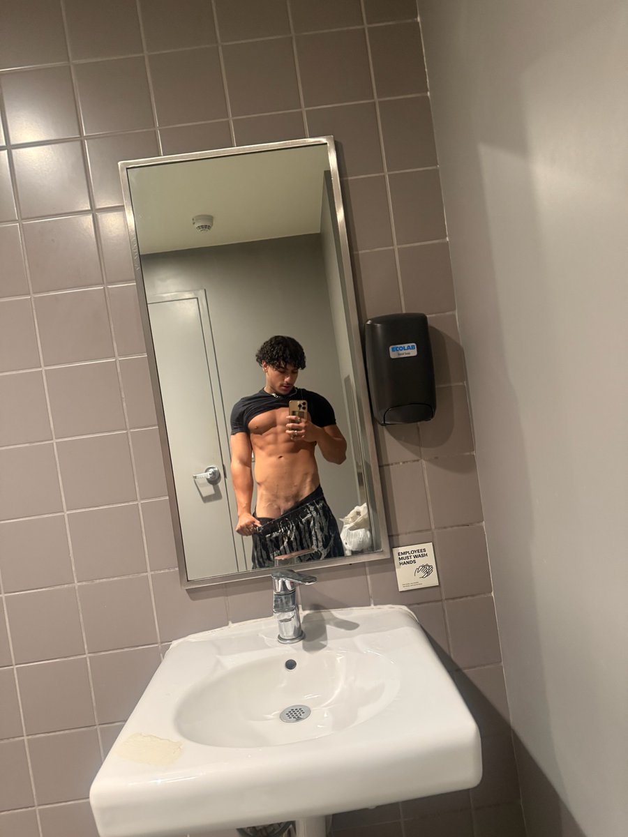 Yewskiii 🔞 OF 👀 tweet media