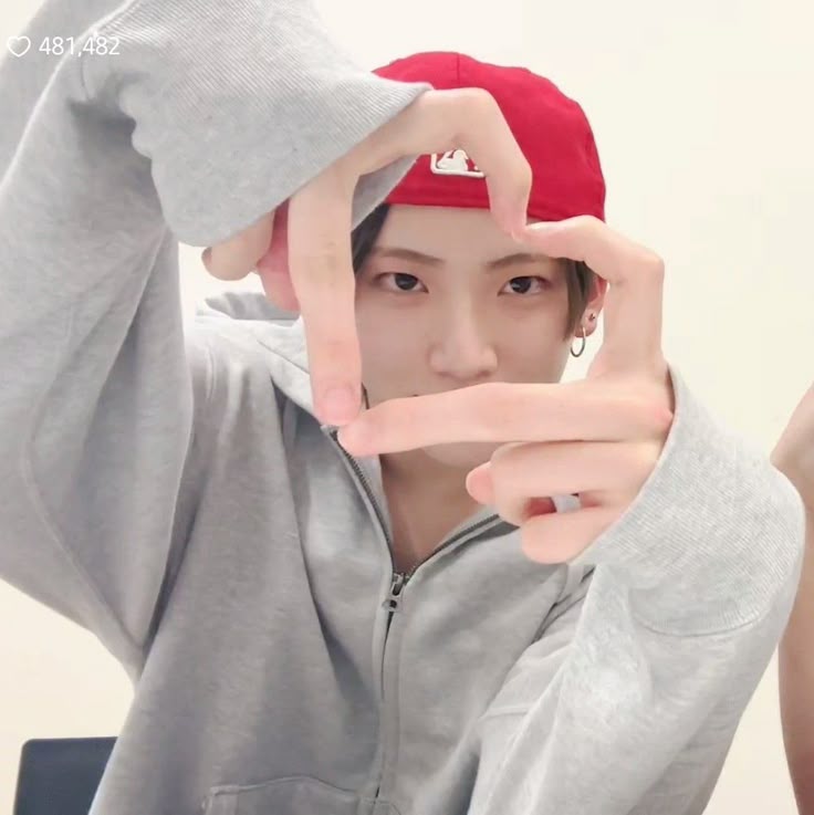 𝓑𝓮𝓵 𝓞𝓷 𝓕𝓲𝓻𝓮🍒🔥 tweet media