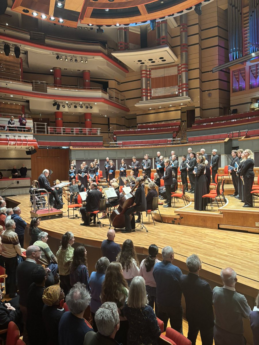 Shaun_LDNurse's tweet image. Here for the Good Friday performance of Bach’s St John Passion with Ex Cathedra (and baroque orchestra) at #Birmingham Symphony Hall. 

It didn’t disappoint! 

#Easter
#GoodFriday
#Bach