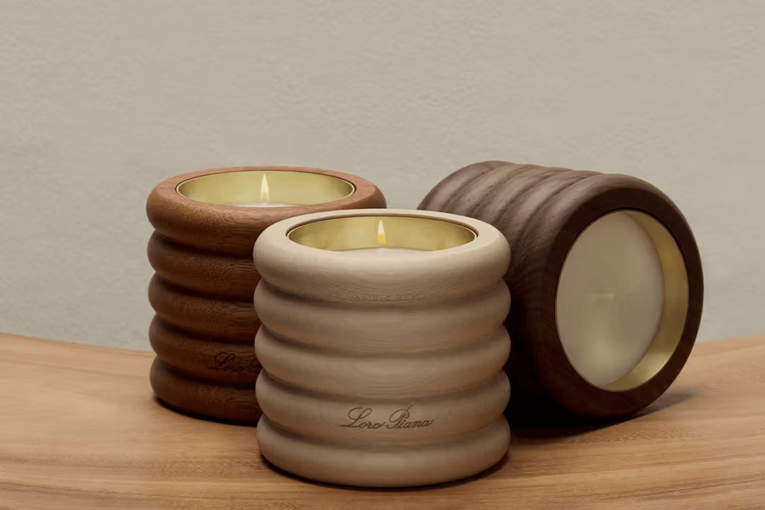 Queen_Elizb3th's tweet photo. "Turn old glass jars into glowing candle holders! Just paint with chalky finish, add a wick + soy wax. Zero waste, cozy vibes  #Upcycle #DIY #EcoFriendly" https://t.co/2bBcd7m8Nj