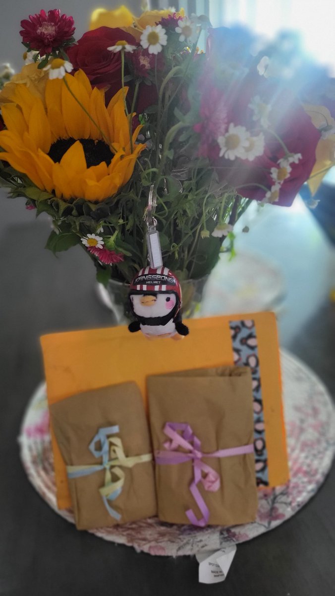 AprilRose4JH💛_2PMTHERETURN2026 tweet media