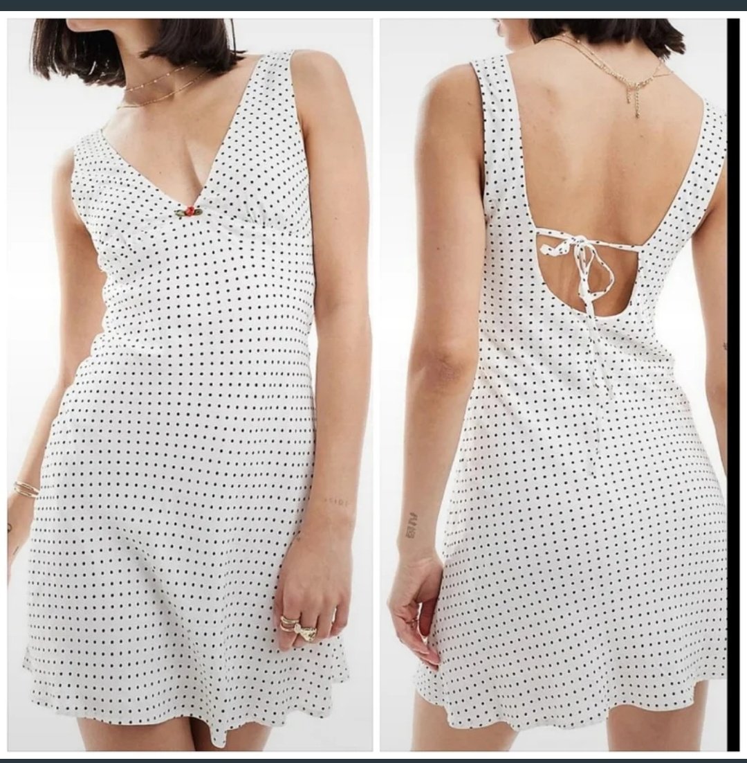 Samy_95_'s tweet photo. 🤍🖤🤍🖤

#Wallapop #regalo #primavera #ofertas #rebajas #coquette #boda #cumpleaños #fiesta #cita #comida #cine #luna #noche #madrid #viernes #preppy
Vendo Vestido blanco lunares
🖤Marca Bershka
🖤Nuevo con etiquetas🏷️
🖤Talla S

🤍12.00€🤍

🤍🖤🤍🖤
 https://t.co/r5rC0fO1YZ https://t.co/Iv9MDuHZjU