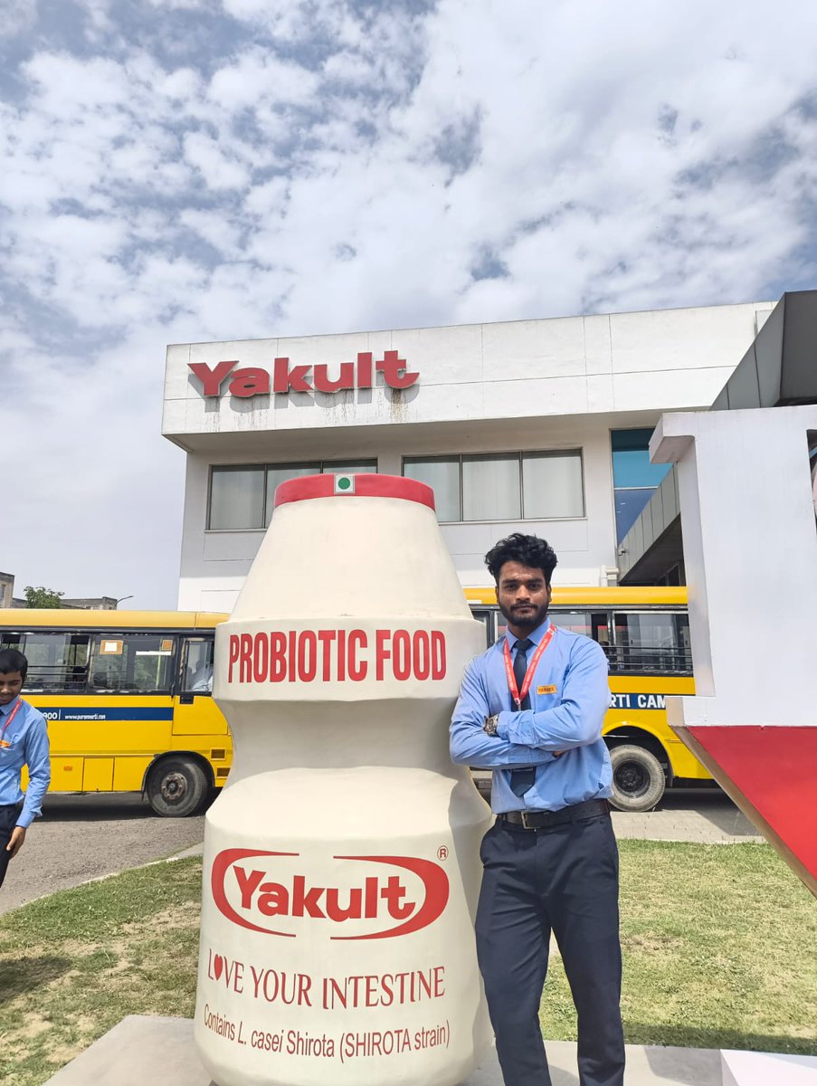 I_am_Krishkumar's tweet photo. Visited Yakult Sonipat factory today 🏭✨
Learned about its history, health benefits &amp; fascinating production process.
Surprised to see it runs with just ~20–30 people! 🤯
Huge thanks to Yakult Danone for the samples 🙌
Loved the drink &amp; the super friendly staff 💛
#Yakult https://t.co/zYympKGtbn