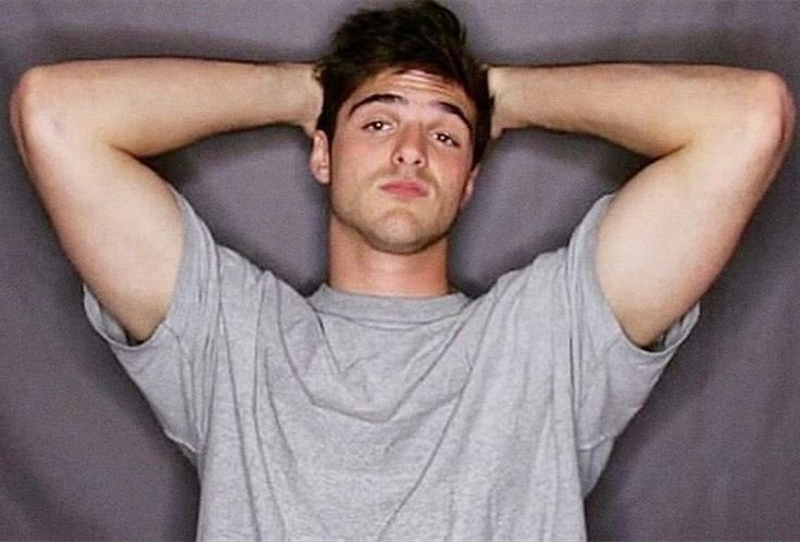 elordibr0con's tweet image. Big bro coded Jacob media thread plz drop any ones you’d like to contribute 😁
🧵🪡