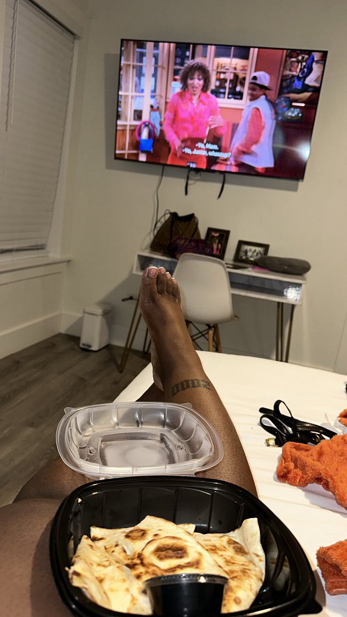 Oh how I miss Texas!! 😋 #feetfetısh #feetworshi̇p