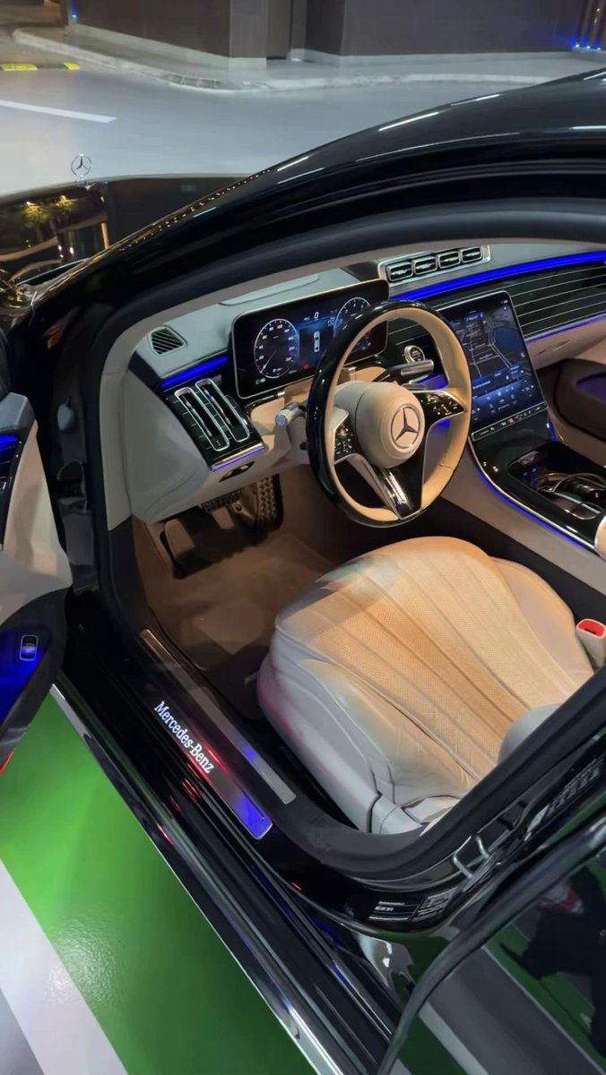 SALMAN 🤍 tweet media