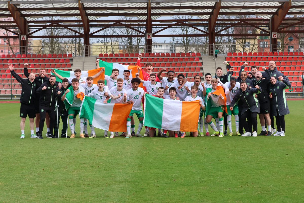 Mark Connors tweet media