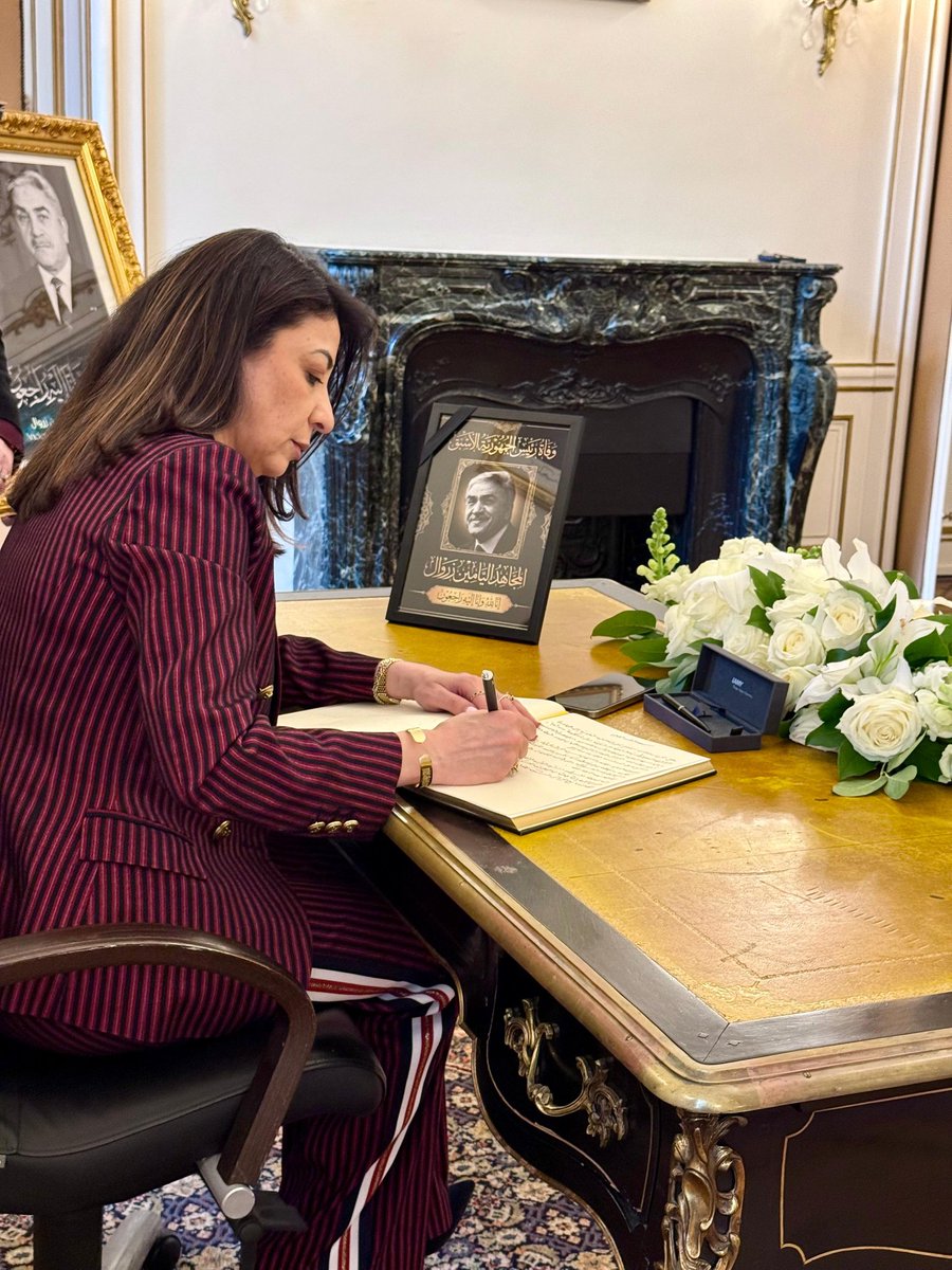 Ambassade d'Algérie en France سفارة الجزائر بفرنسا tweet media