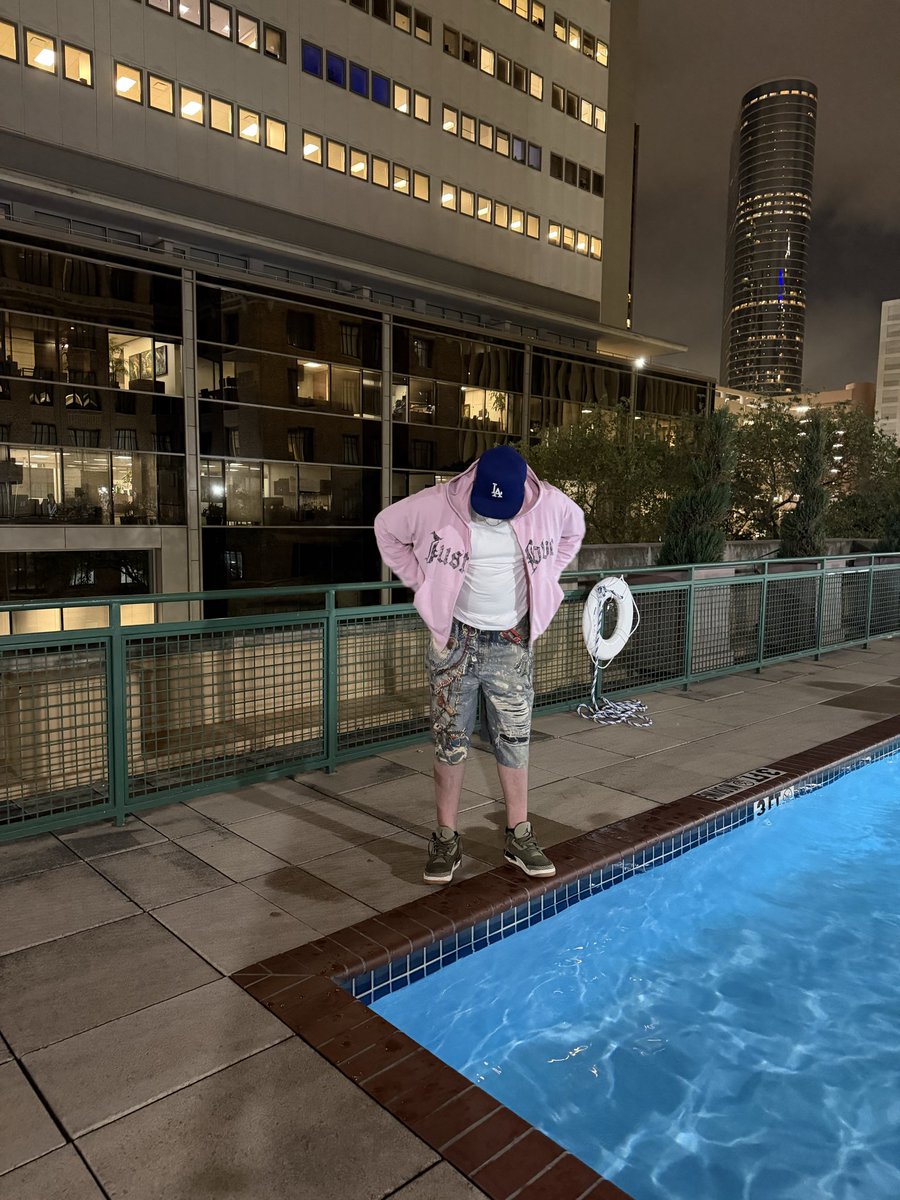 H TOWN