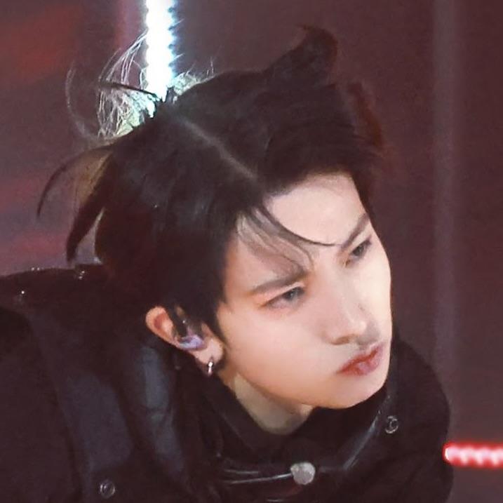 lovexheesueng tweet media