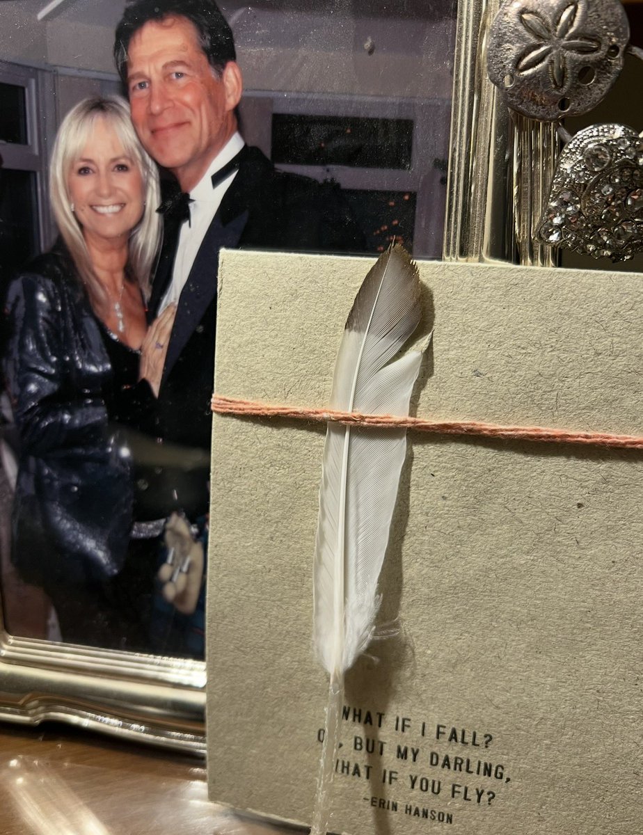 Susan George tweet media