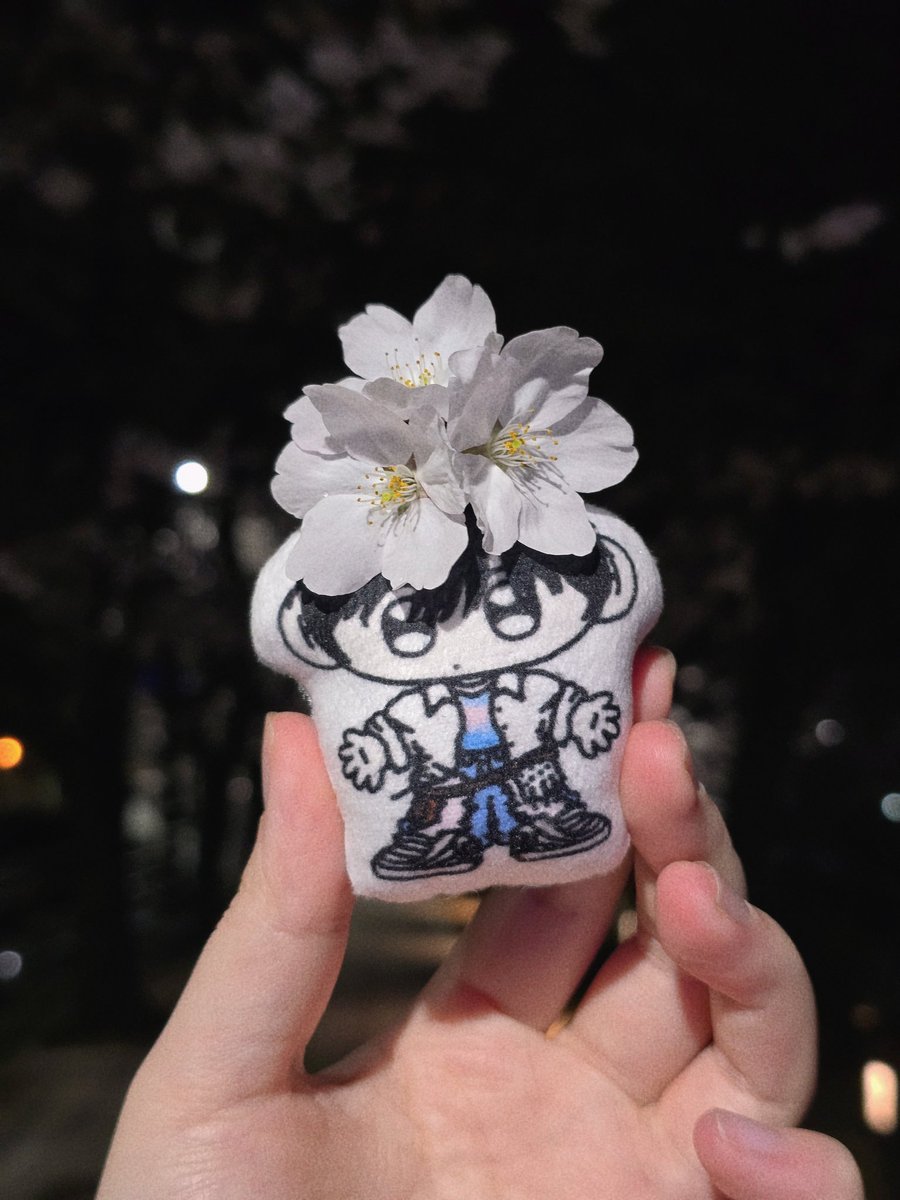 ᨳ쓴잔ഒ tweet media