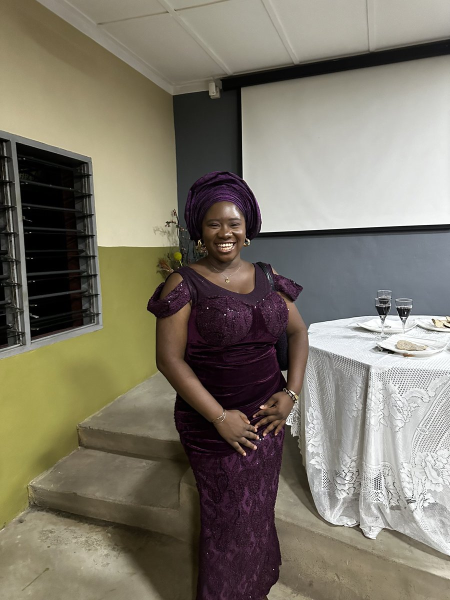 Lollipop Quit Her Job to Sell Banana Bread tweet media