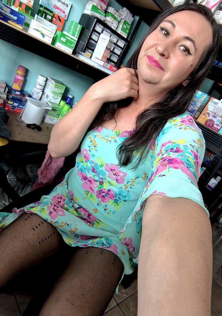 * Stefany Luján 💜 50 k * tweet media