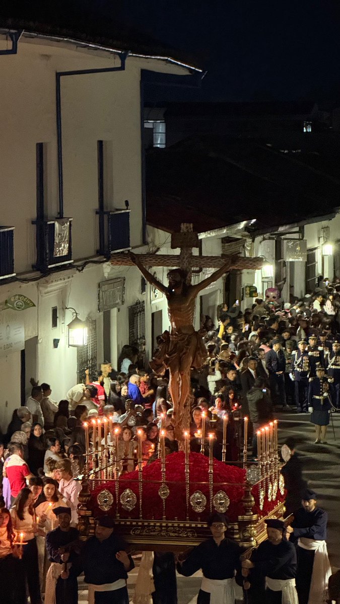 Álvaro Uribe Vélez tweet media