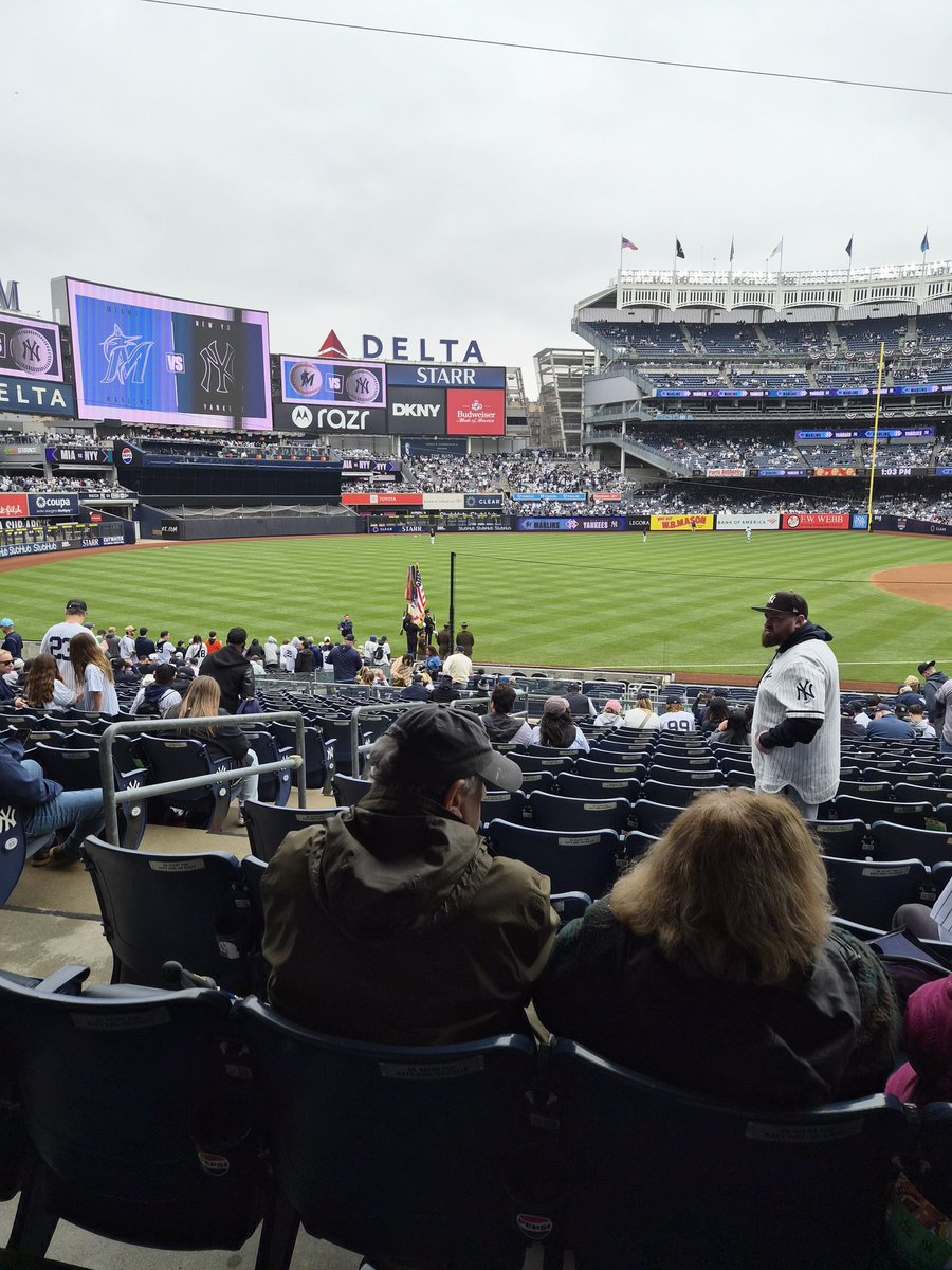 Samantha⁷ ⚾️ tweet media