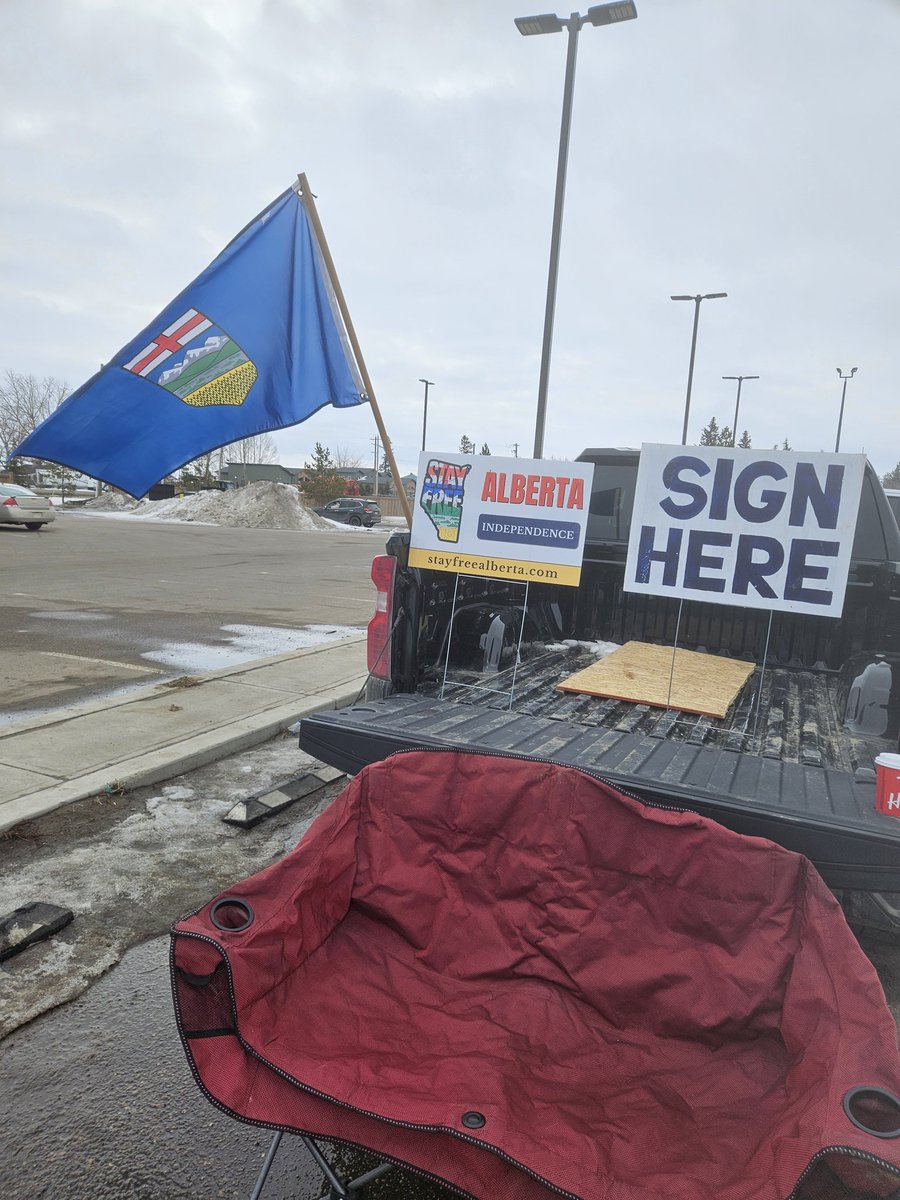 Chris Minister of Smartarsery tweet media