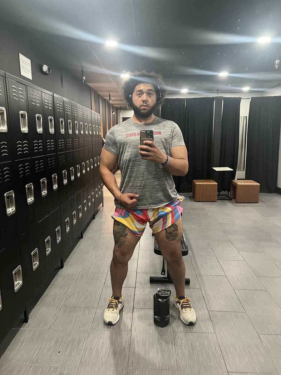 RJ tweet media