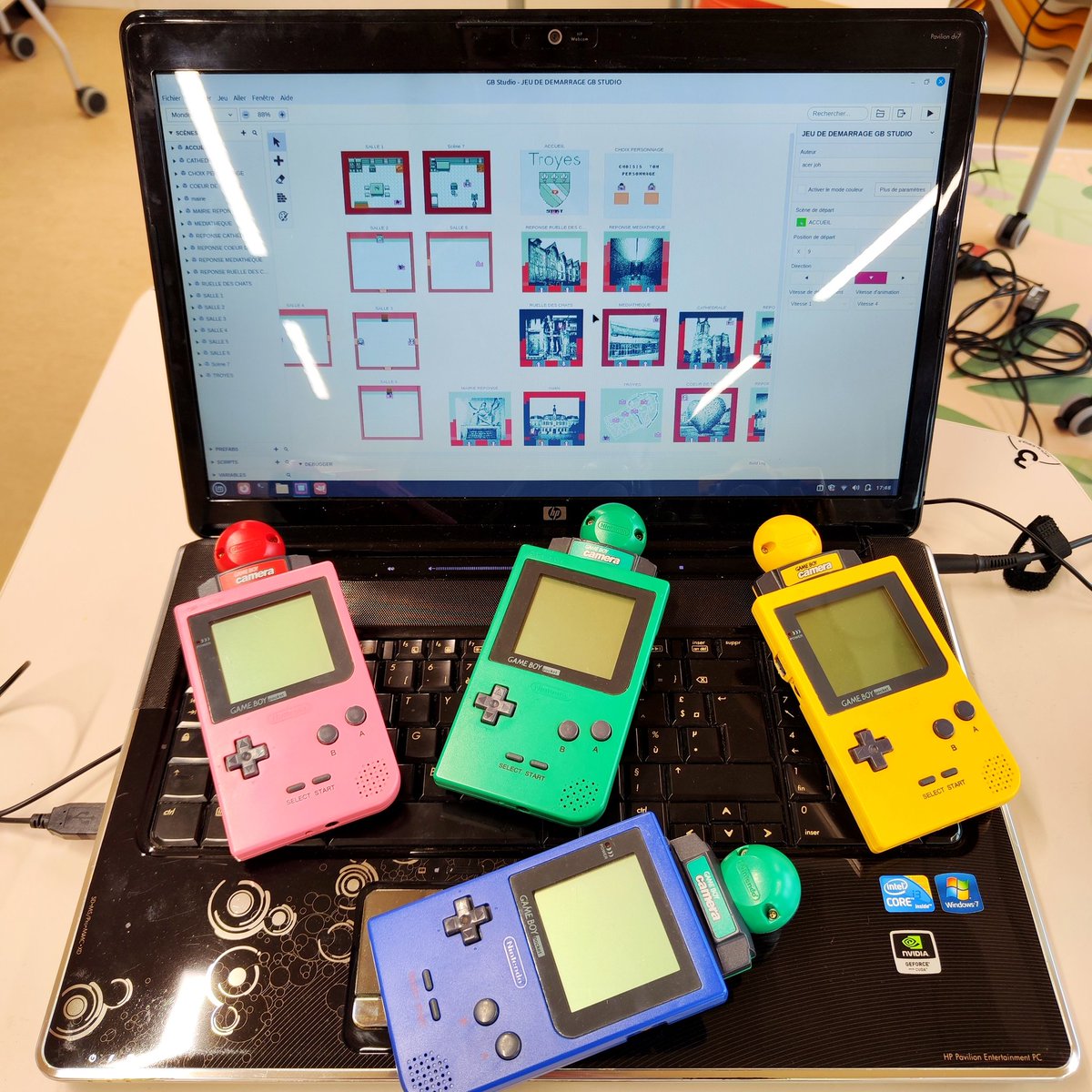 johndostudio's tweet image. Si seulement je pouvais deviner ce qui a autant plu aux enfants durant cette avant‑dernière séance de #périscolaire sur la création de #jeuxvideo #GameBoy  ... 🤔  

 C’est vraiment LA grande énigme de ces 12 séances 🤗🔍🕵️

#gameboycamera #gb #gbstudio